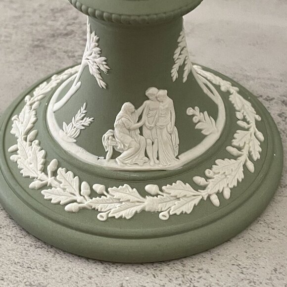Wedgwood Green Jasperware White Cameo Set of Two 5" Reading Candlesticks c.1978 - Picture 6 of 11